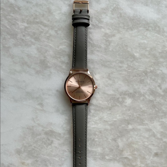 Monroe Classique Watch - Picture 2 of 6